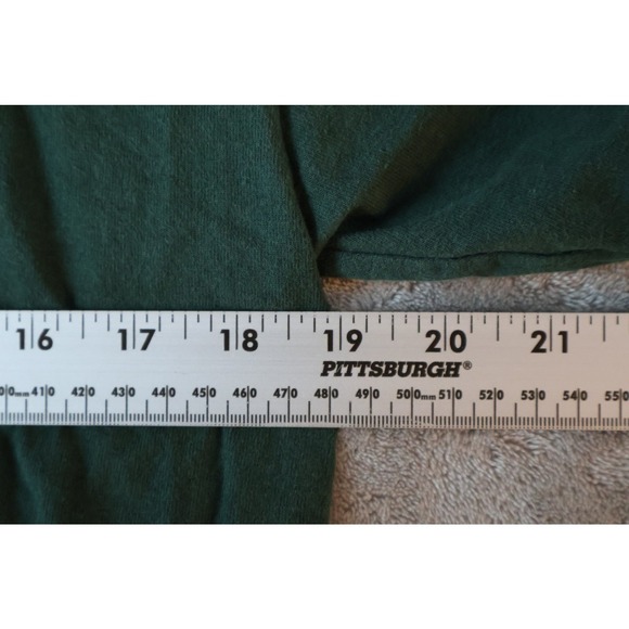 Santa Cruz‎ Shirt Mens Large Green Graphic Logo Skateboarding Crewneck Tee - Picture 6 of 7